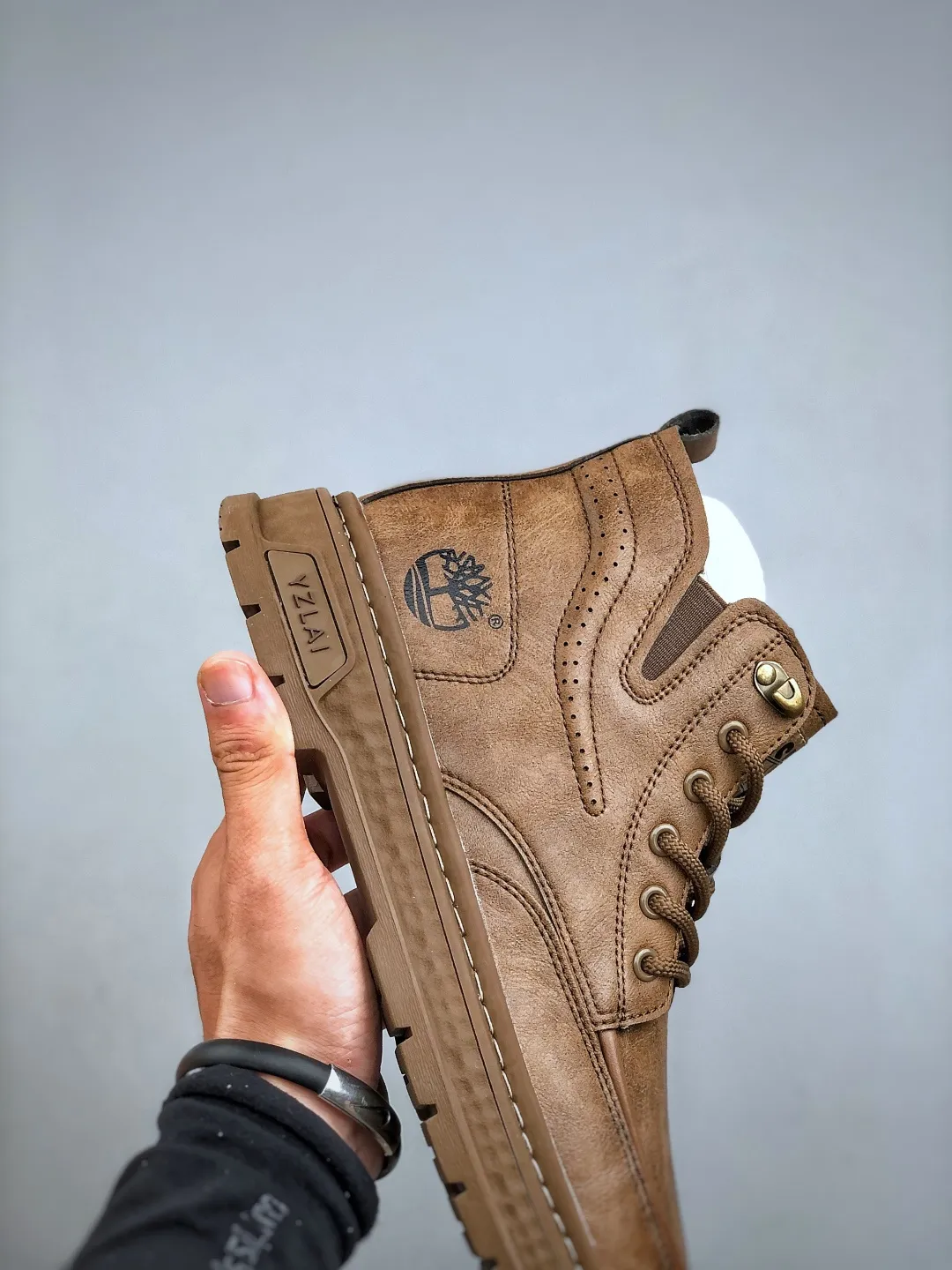 Local pick up 💰520 Support store Timberland/Timberland classic 25ss new high-top classic re-engineered brand new upgrade Guangdong factory quality original box original packaging The fabric is made of Italian top frosted cowhide with anti-odor and anti-corrosion genuine leather latex insoles to give you a perfect wearing experience quality and durable, a must-have for sportsmen Specially designed to handle handsomeness High-quality feet with first-class feel Exclusive supply Size: 39-44